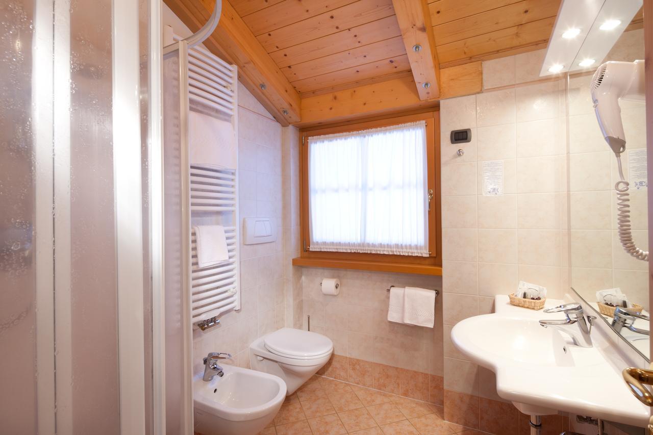 אראבה Hotel Garni Laura מראה חיצוני תמונה